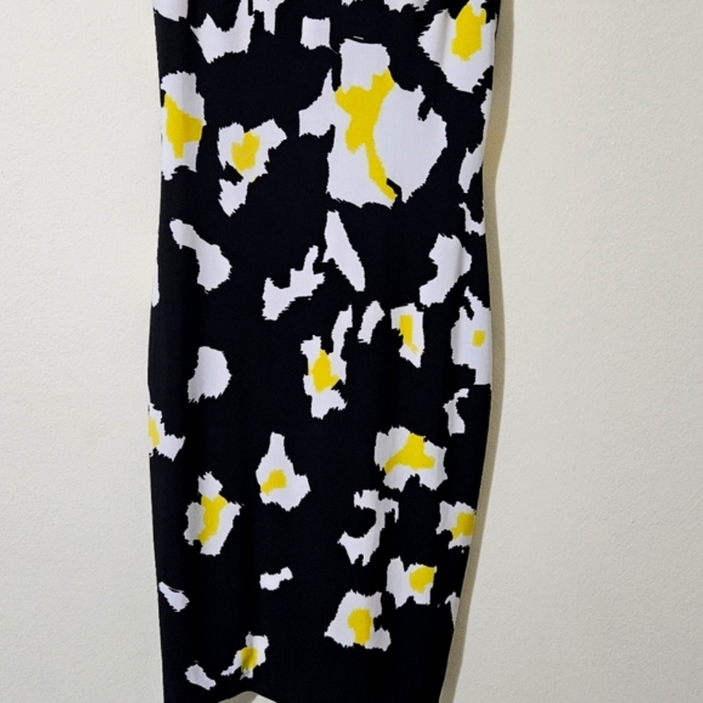 Cache Sheath Dress - Picture 7 of 7
